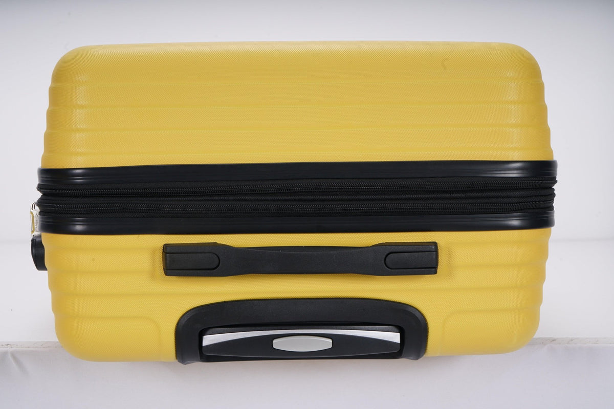 SANTA BARBARA POLO & RAQUET CLUB - מזוודה קשיחה בינונית 24" דגם 1901 בצבע צהוב - MASHBIR//365