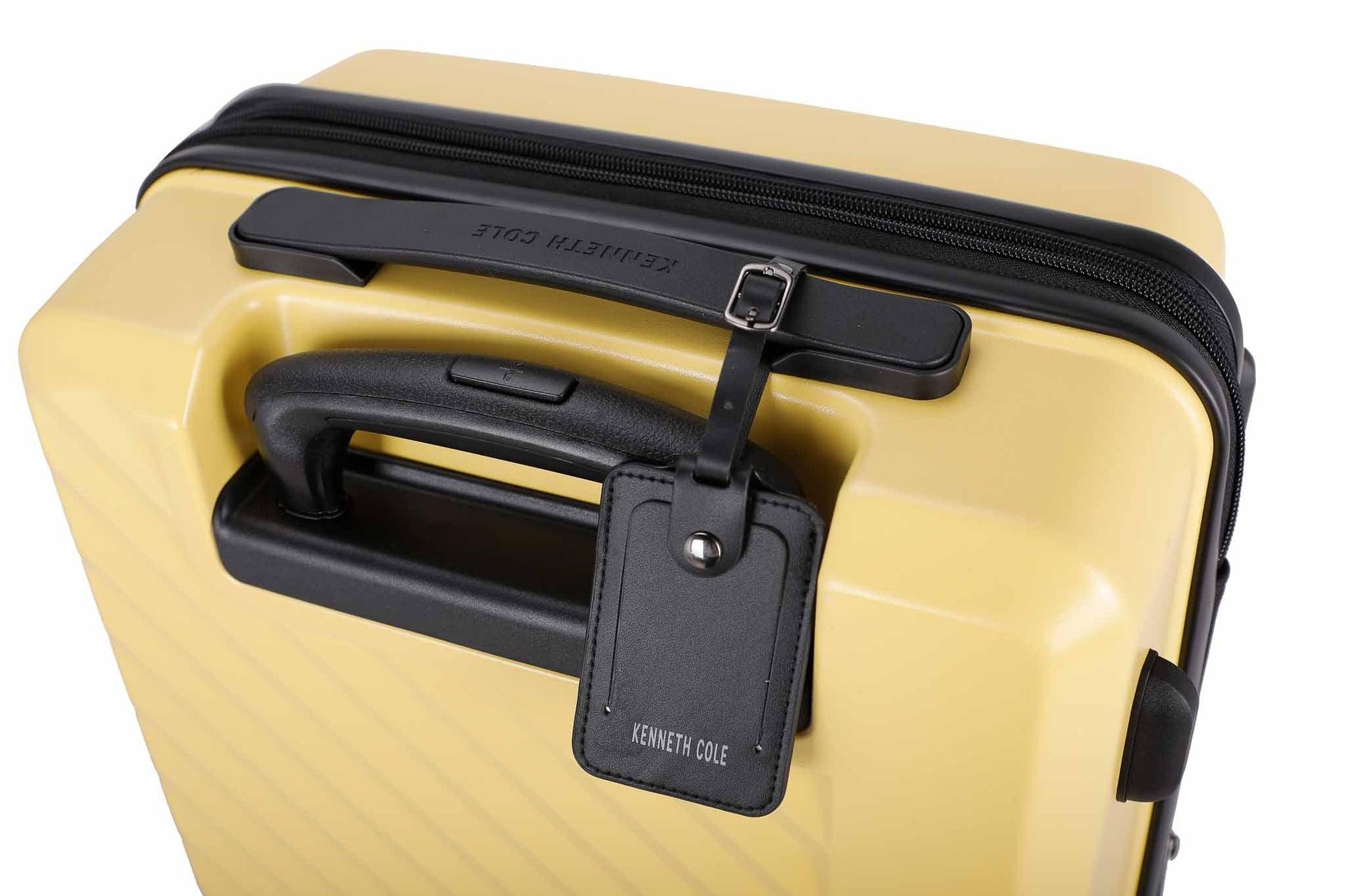KENNETH COLE - מזוודה קשיחה בינונית 24" MANHATTAN בצבע צהוב - MASHBIR//365