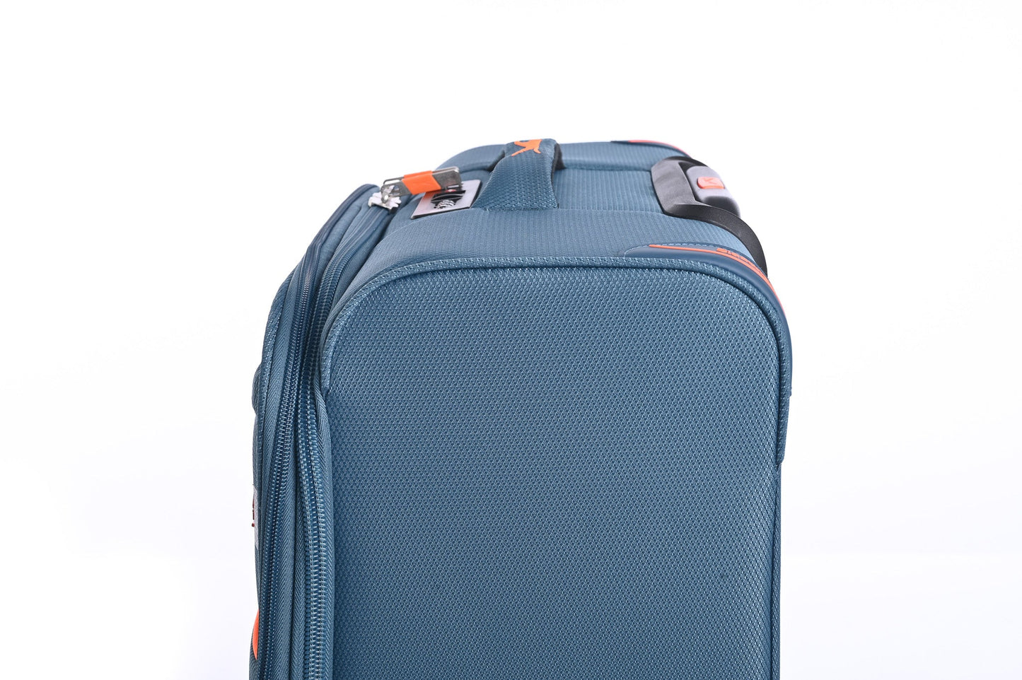 SLAZENGER - מזוודה מבד בינונית 23.5" דגם BARCELONA בצבע נייבי - MASHBIR//365