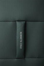 KENNETH COLE - מזוודה מבד בינונית 24" CHELSEA בצבע ירוק - MASHBIR//365