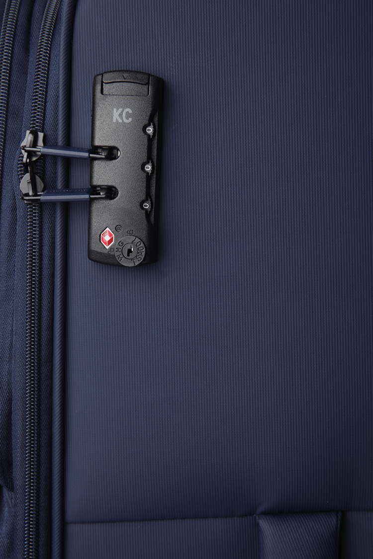 KENNETH COLE - מזוודה מבד בינונית 24" CHELSEA בצבע נייבי - MASHBIR//365