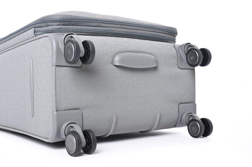 KENNETH COLE - מזוודה מבד גדולה 28'' BROOKLYN בצבע אפור - MASHBIR//365