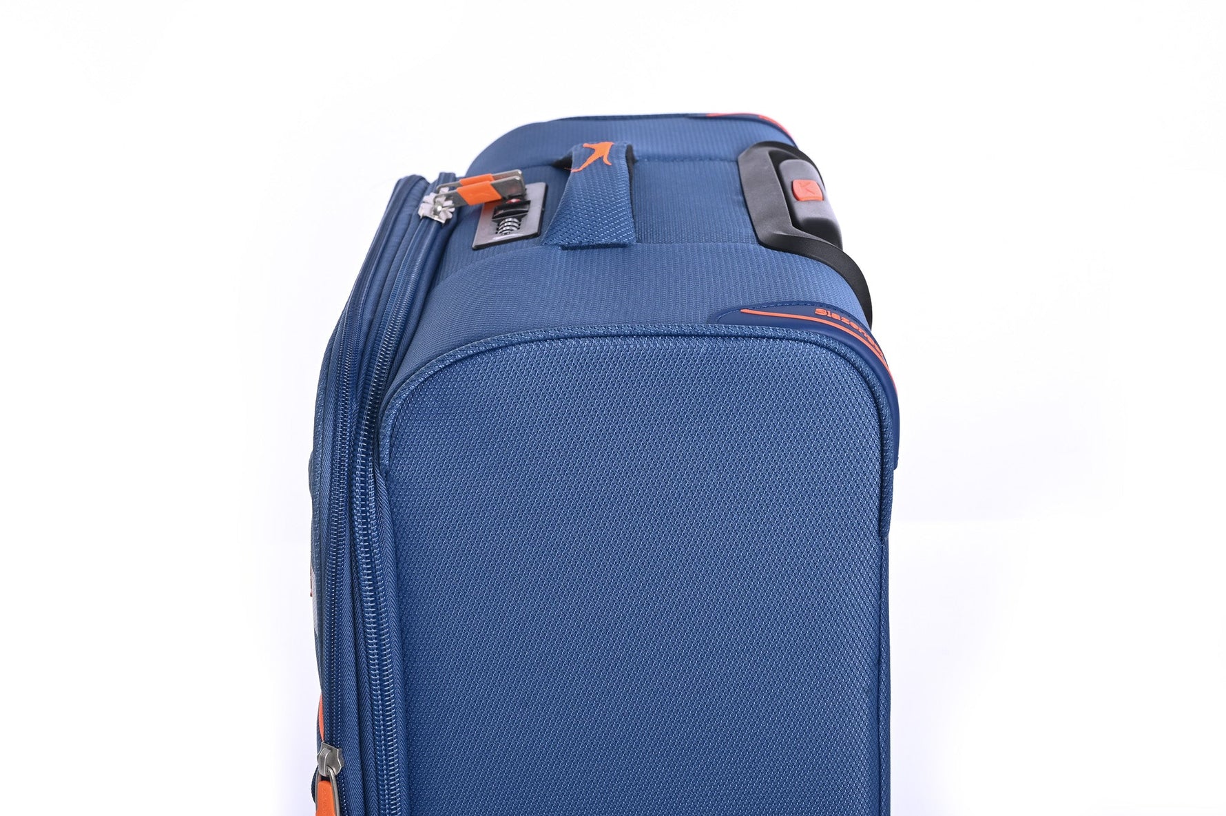 SLAZENGER - מזוודה מבד גדולה 28" דגם BARCELONA בצבע כחול - MASHBIR//365