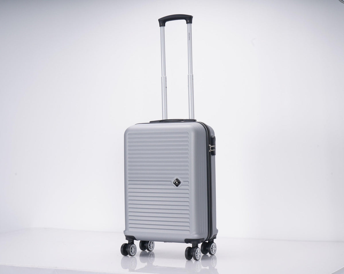 SANTA BARBARA POLO & RAQUET CLUB - מזוודה טרולי עלייה למטוס 20" דגם 1901 בצבע כסף - MASHBIR//365