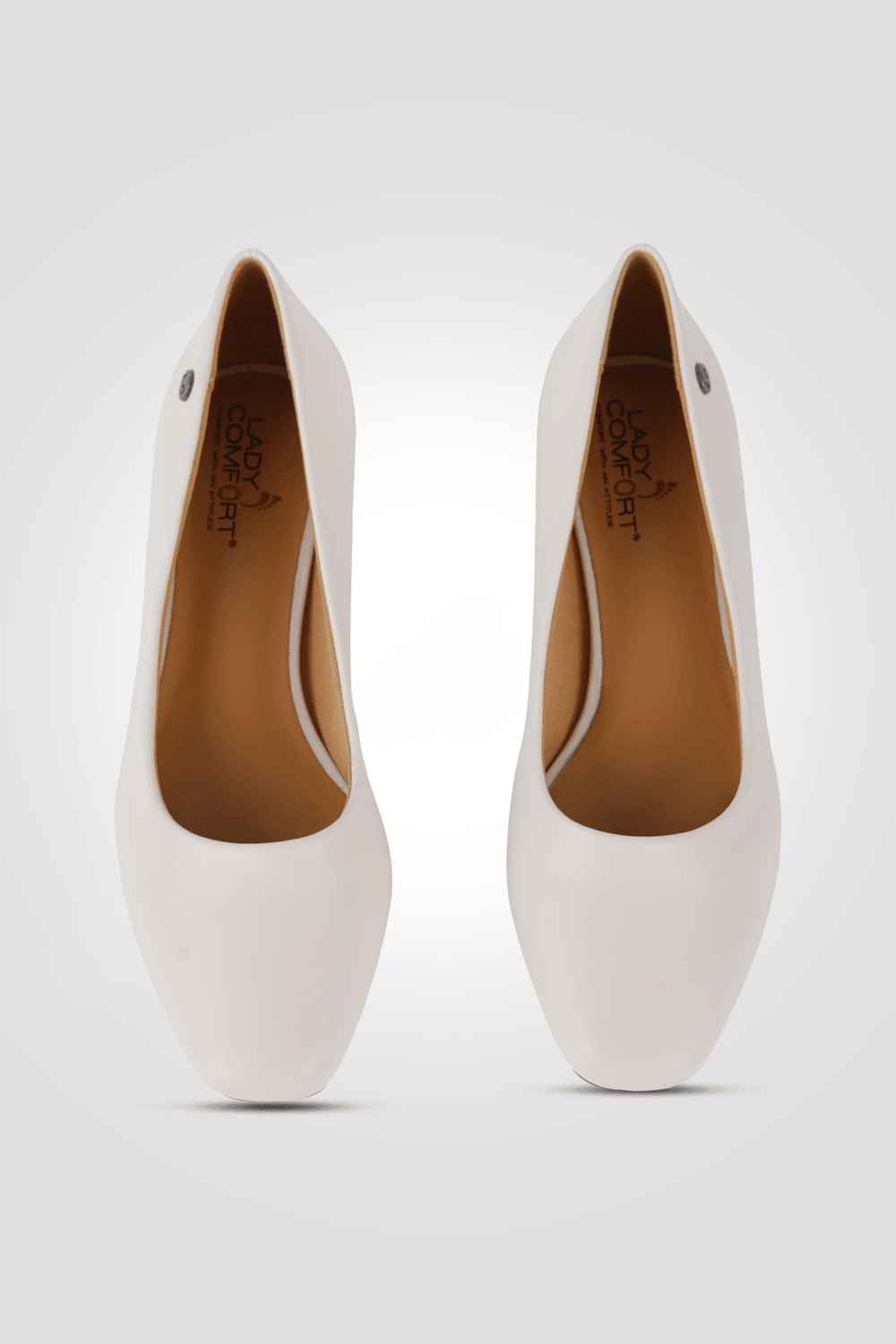 LADY COMFORT - נעל עקב חרטום מרובע בצבע אופוויט - MASHBIR//365