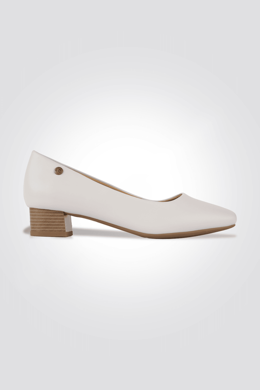 LADY COMFORT - נעל עקב חרטום מרובע בצבע אופוויט - MASHBIR//365