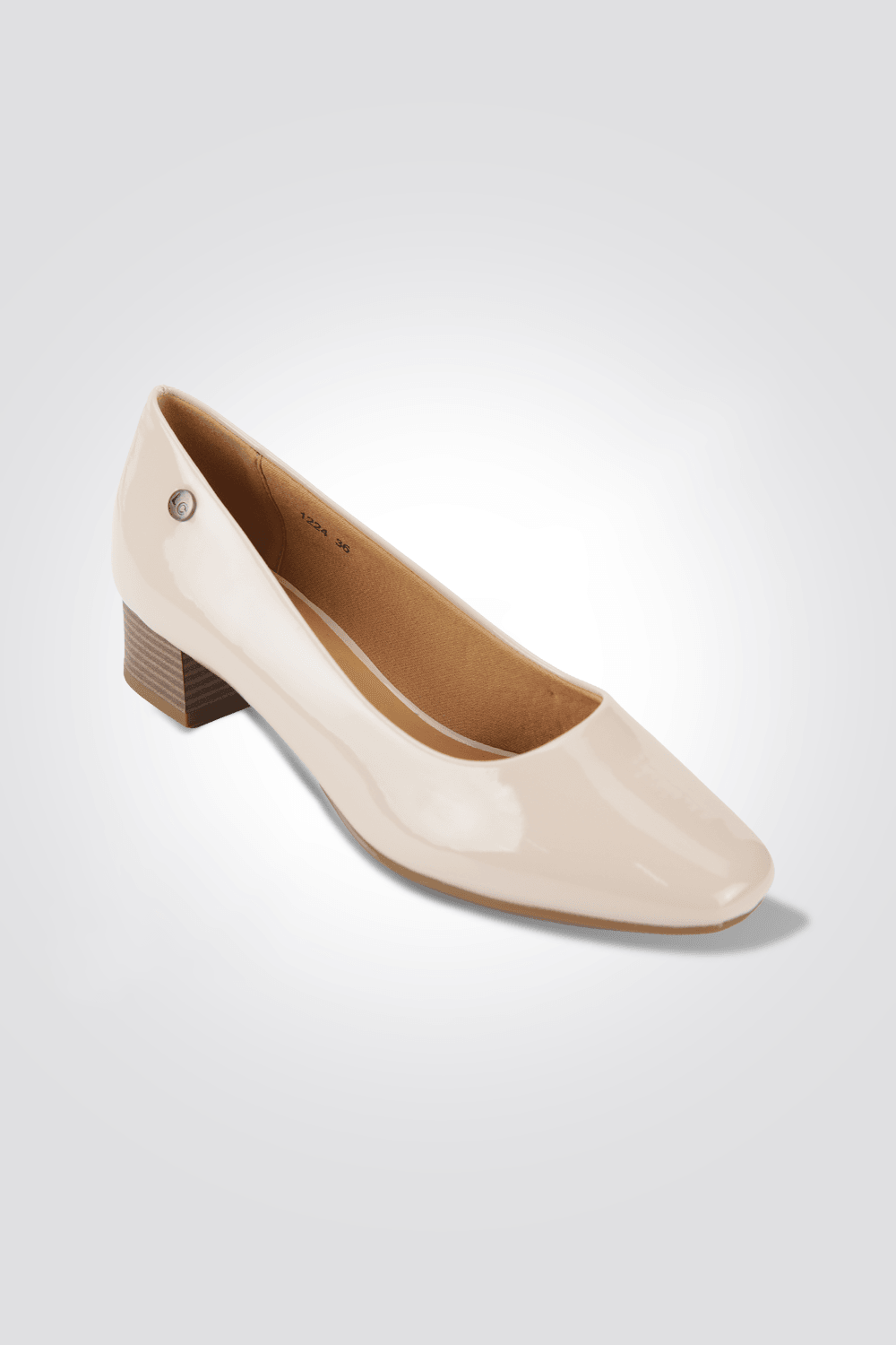 LADY COMFORT - נעל עקב חרטום מרובע בצבע בז' לקה - MASHBIR//365