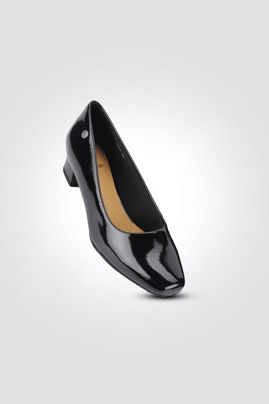 LADY COMFORT - נעל עקב חרטום מרובע בצבע שחור לקה - MASHBIR//365