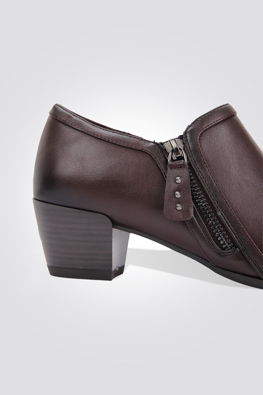 LADY COMFORT - נעל עקב סגורה בצבע בורדו - MASHBIR//365