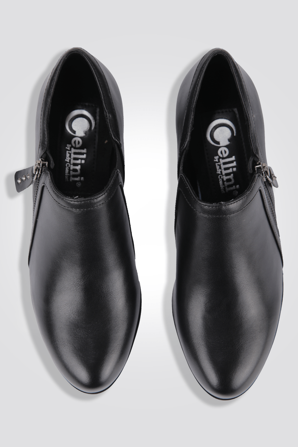 LADY COMFORT - נעל עקב סגורה בצבע שחור - MASHBIR//365