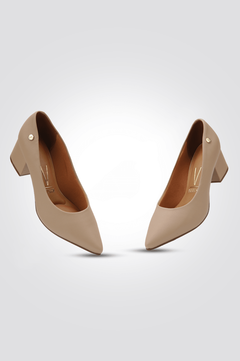 LADY COMFORT - נעל עקב שפיץ בצבע בז' - MASHBIR//365