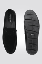 KENNETH COLE - נעל מוקסין לגבר בצבע בשחור - MASHBIR//365