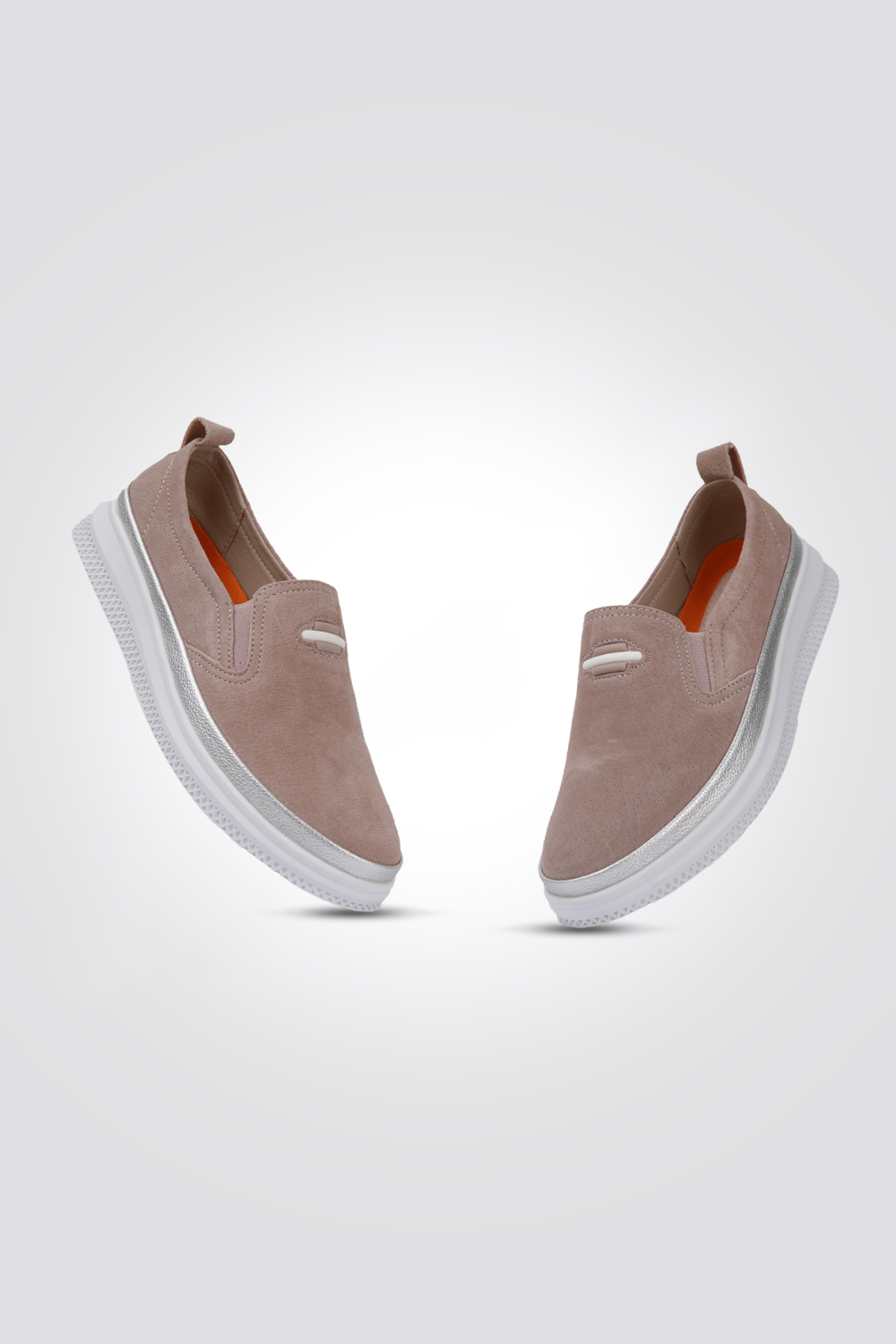 LADY COMFORT - נעל נוחות לנשים בצבע פודרה - MASHBIR//365