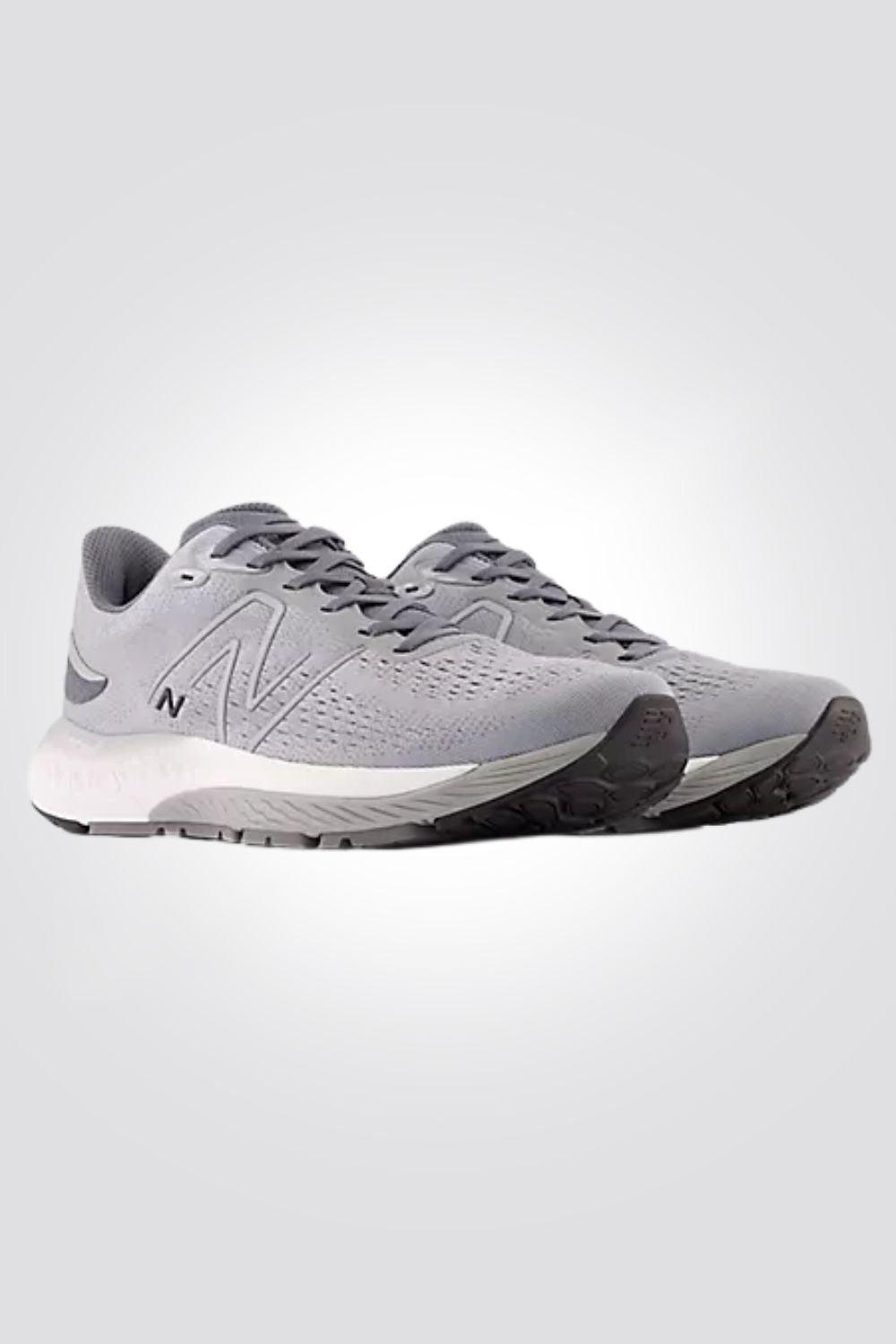 NEW BALANCE - נעל ריצה לגבר M880 בצבע אפור - MASHBIR//365