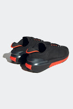 ADIDAS - נעל ספורט AVRYN בצבע שחור - MASHBIR//365