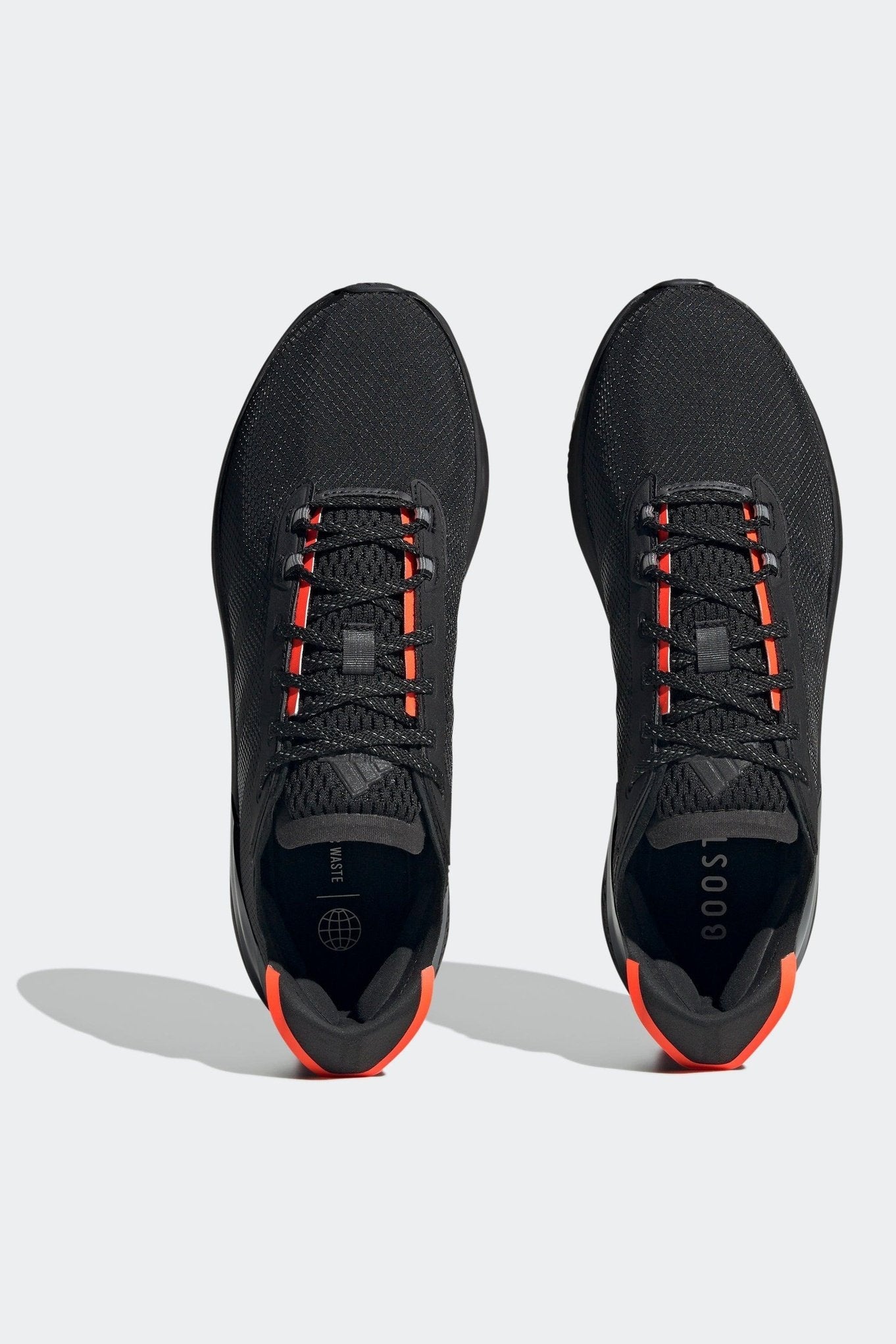 ADIDAS - נעל ספורט AVRYN בצבע שחור - MASHBIR//365