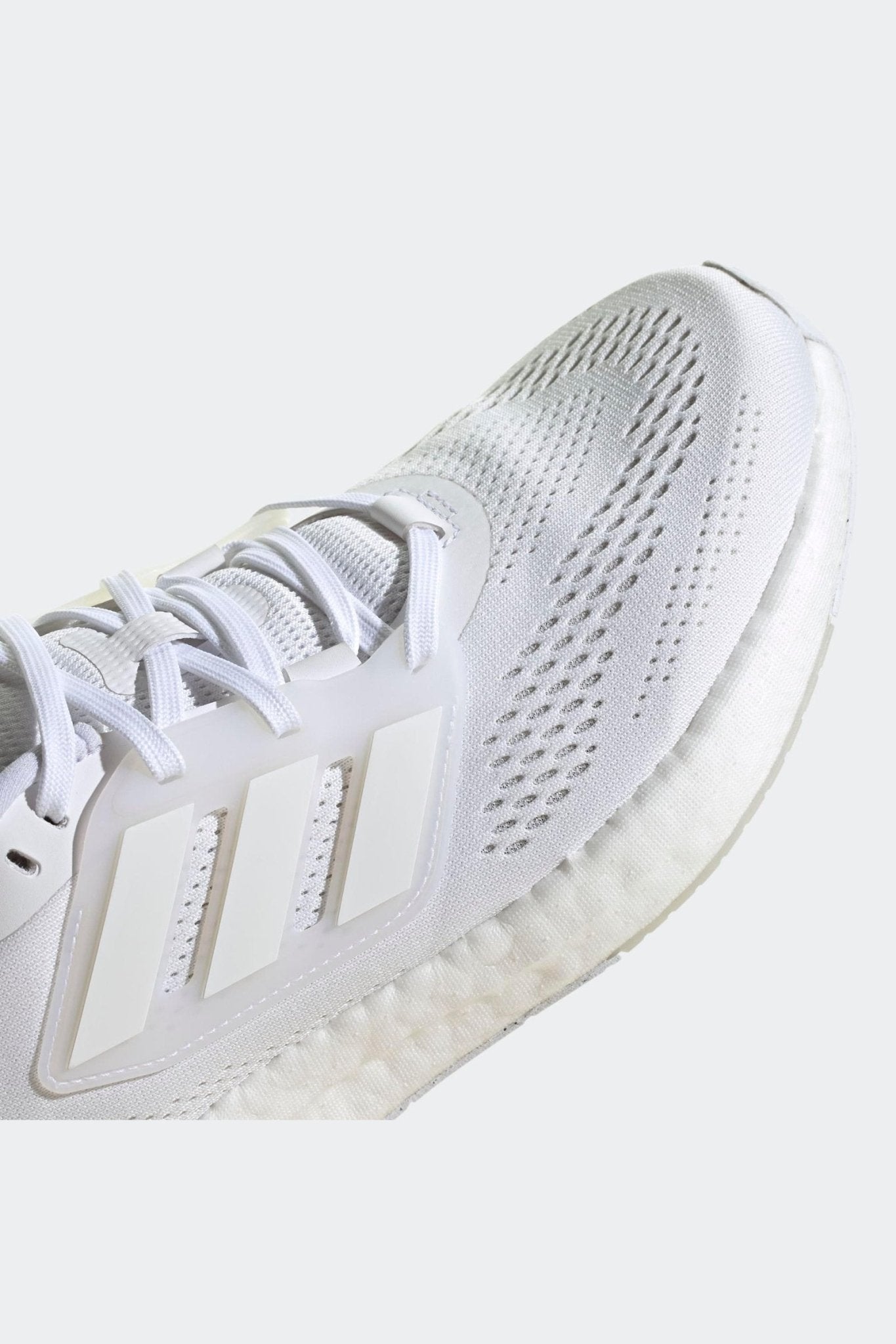 ADIDAS - נעל ספורט PUREBOOST 22 בצבע לבן - MASHBIR//365