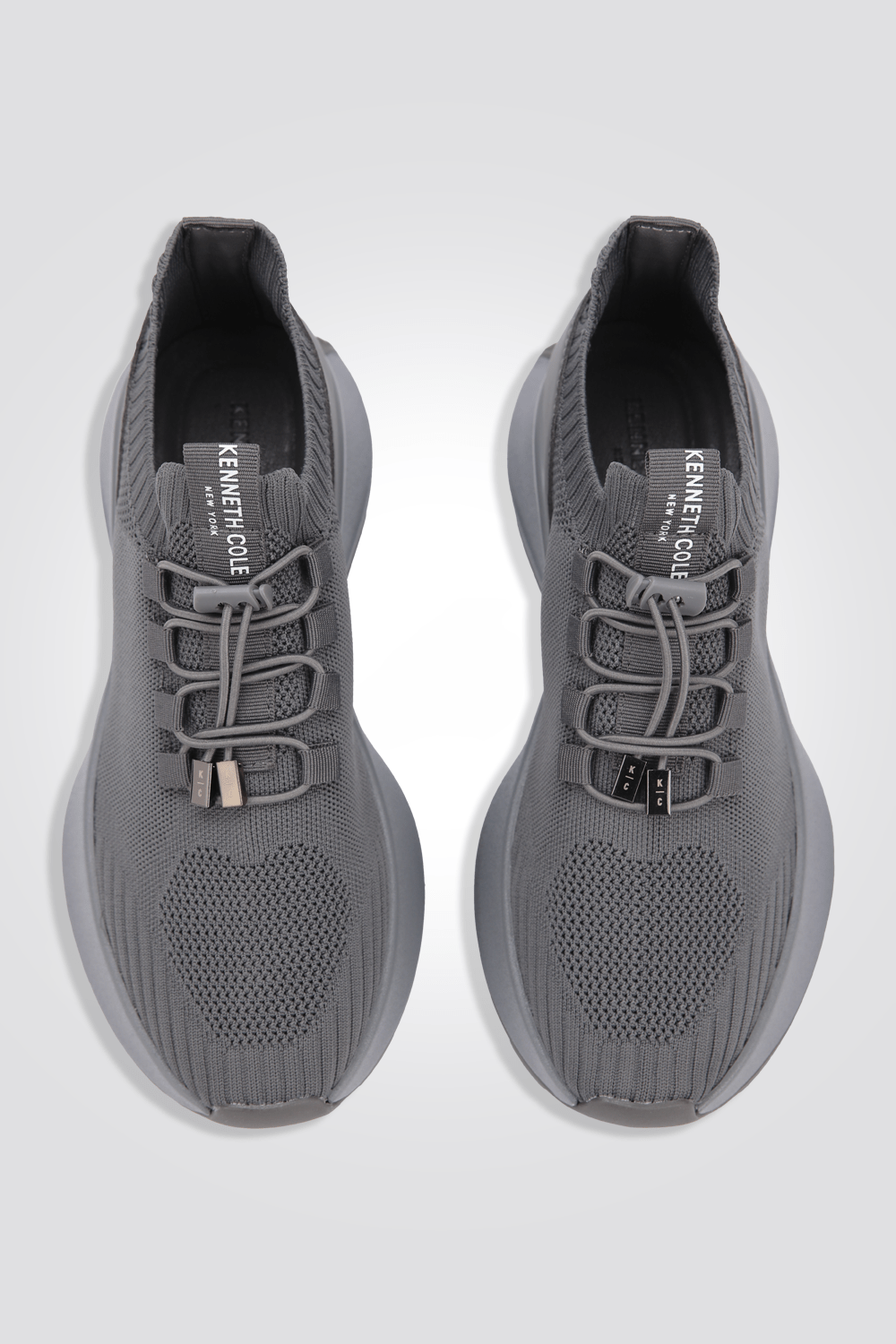 KENNETH COLE - נעל ספורט סרוגה בשילוב עור לנשים בצבע אפור - MASHBIR//365