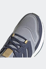 ADIDAS - נעל ספורט ULTRABOOST 22 בצבע אפור - MASHBIR//365