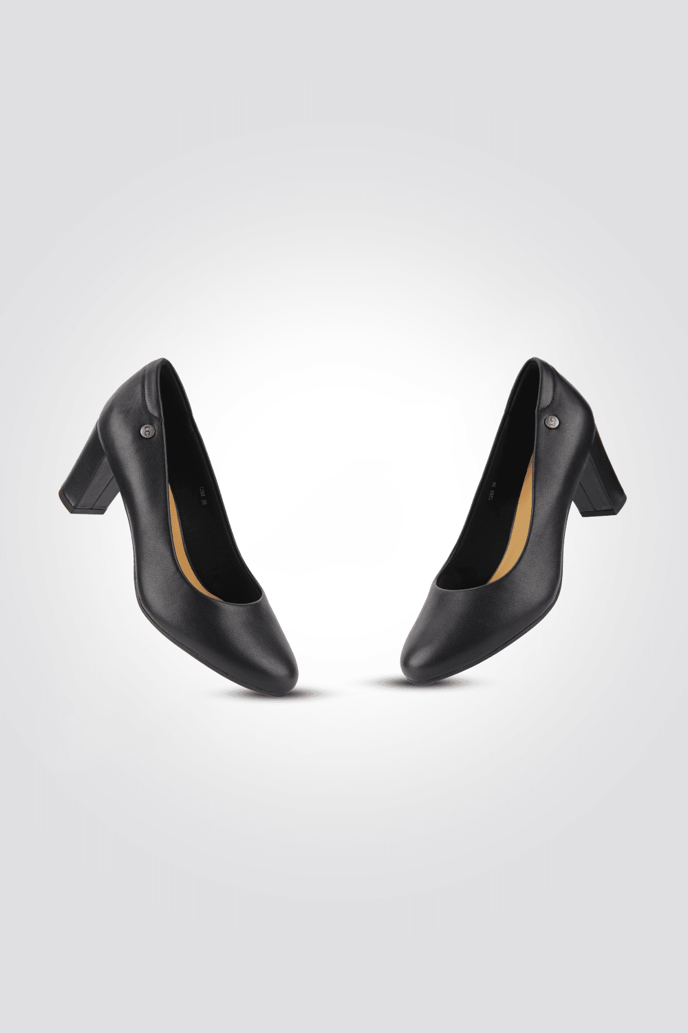 LADY COMFORT - נעל סירה עקב בצבע שחור - MASHBIR//365