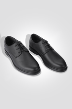 KENNETH COLE - נעל עור אלגנטית בצבע שחור - MASHBIR//365