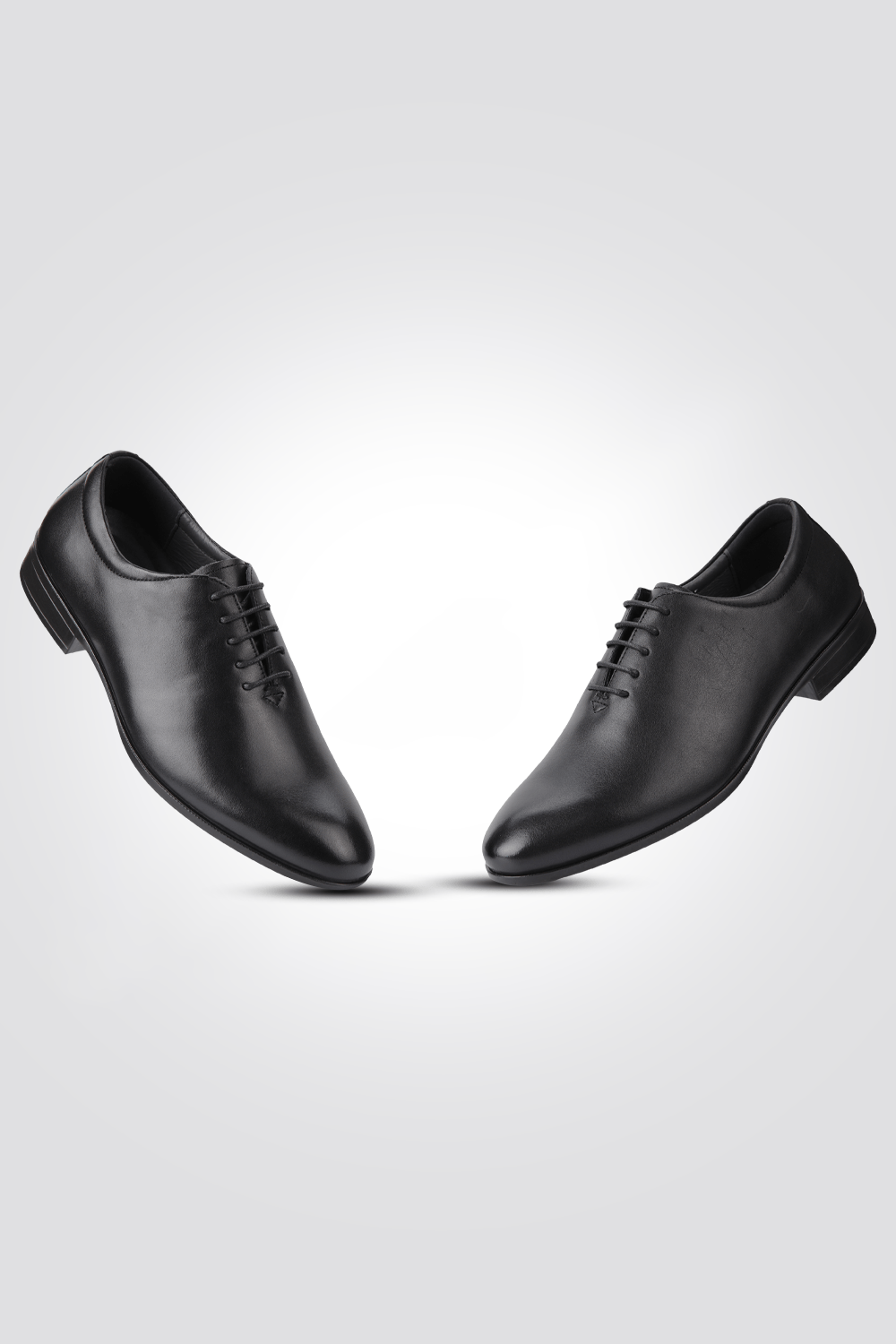 KENNETH COLE - נעל עור אלגנטית בצבע שחור - MASHBIR//365