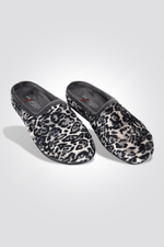 LADY COMFORT - נעלי בית מפנקות אפור מנומר - MASHBIR//365