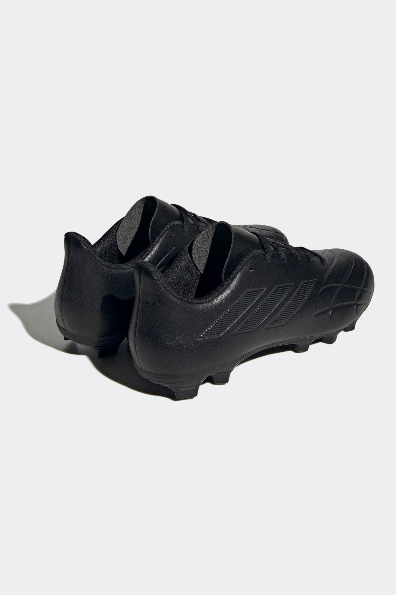 ADIDAS - נעלי כדורגל COPA PURE.4 בצבע שחור לגברים - MASHBIR//365