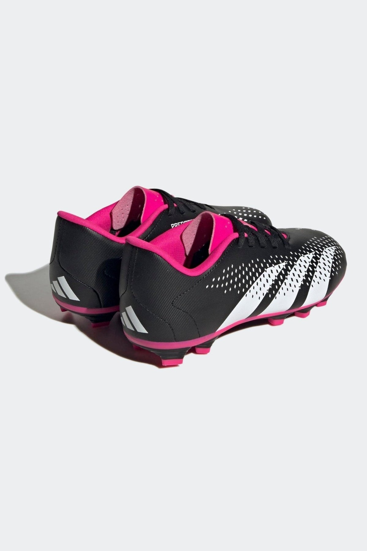 ADIDAS - נעלי כדורגל PREDATOR ACCURACY.4 בצבע שחור - MASHBIR//365