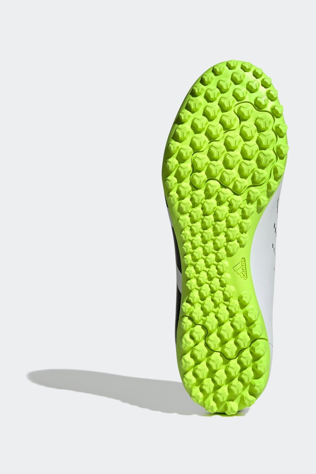 ADIDAS - נעלי כדורגל PREDATOR PRECISION.4 בצבע לבן לגברים - MASHBIR//365