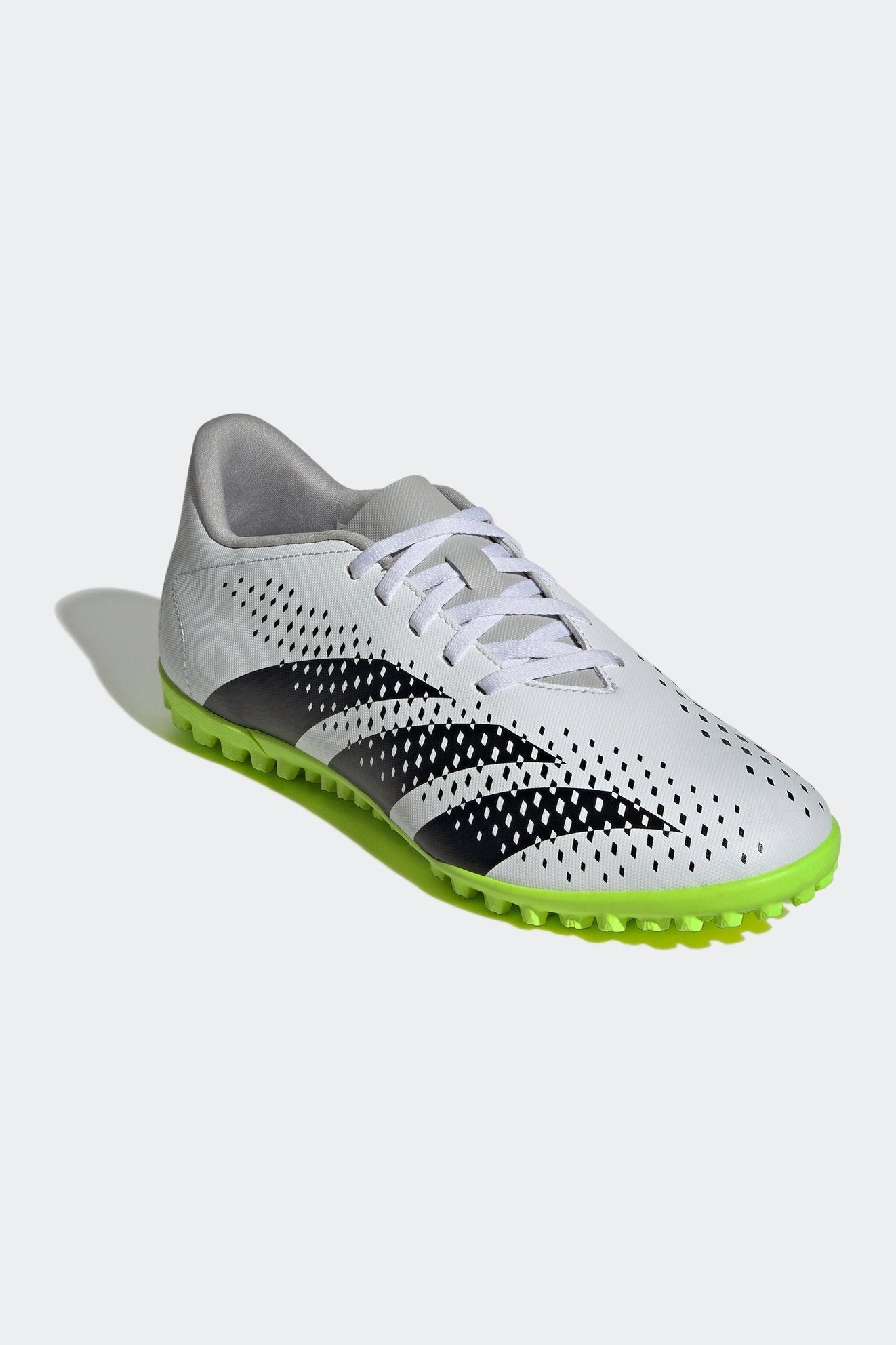 ADIDAS - נעלי כדורגל PREDATOR PRECISION.4 בצבע לבן לגברים - MASHBIR//365