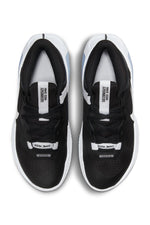 NIKE - נעלי כדורסל לנוער Air Zoom Crossover בצבע שחור ולבן - MASHBIR//365