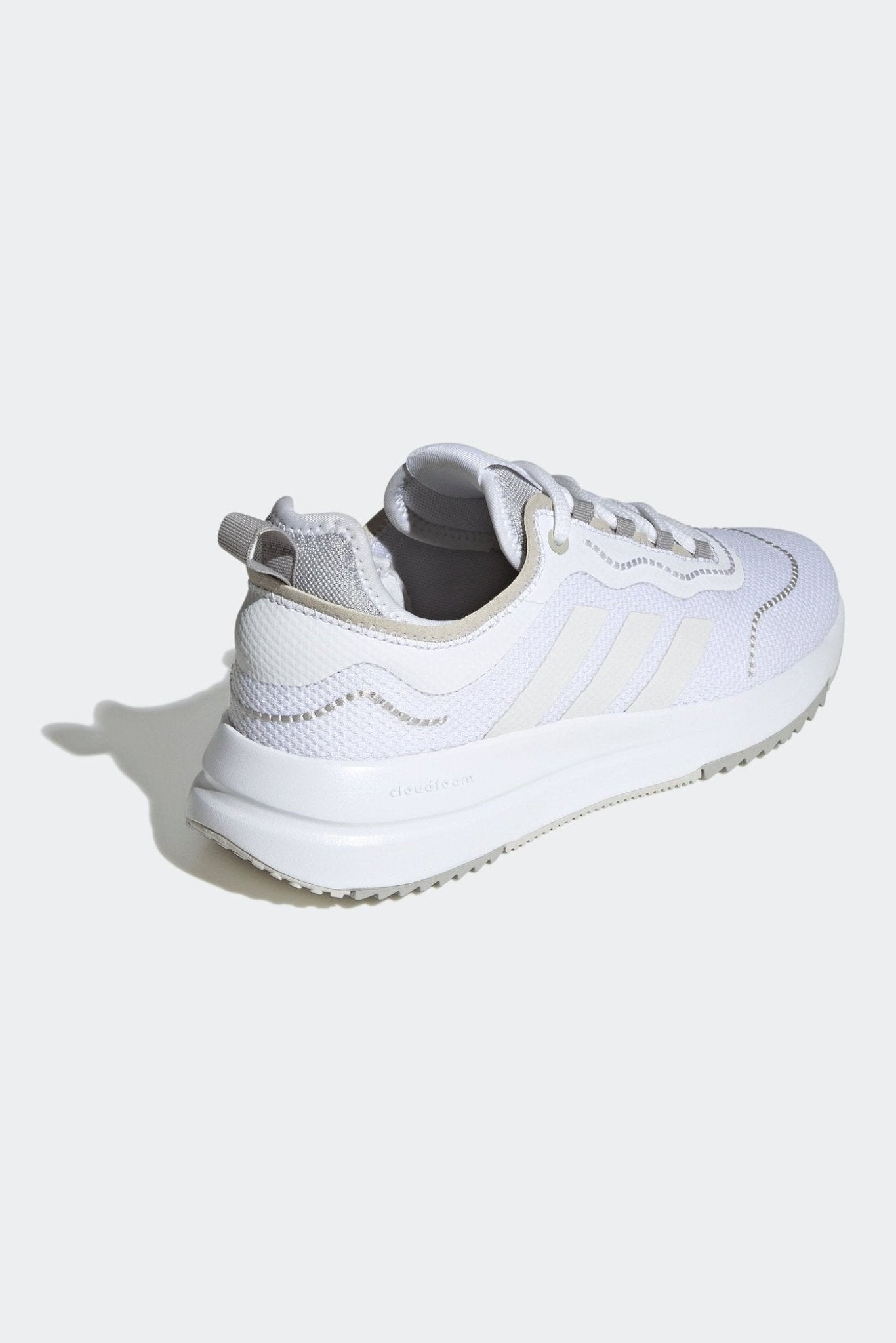 ADIDAS - נעלי ריצה לנשים FUKASA RUN בצבע לבן - MASHBIR//365