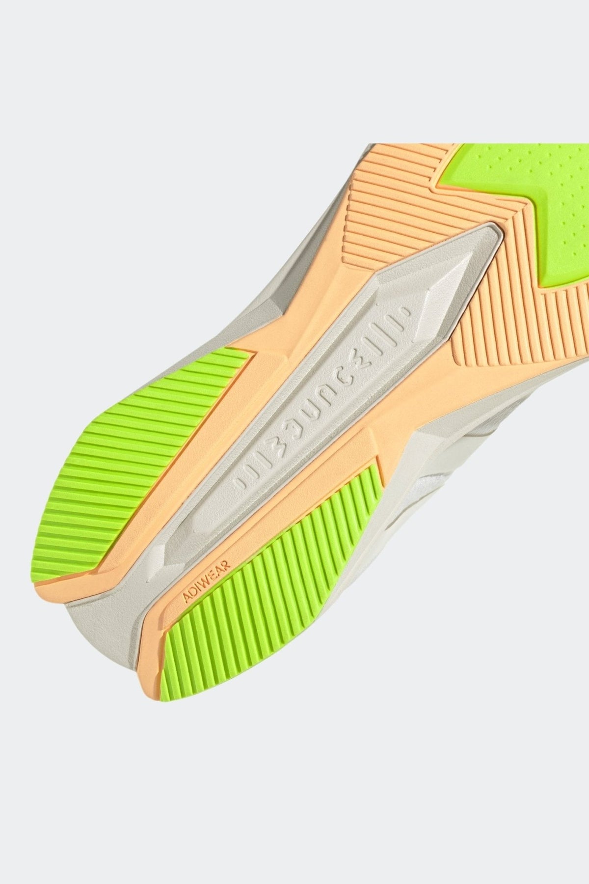 ADIDAS - נעלי ריצה לנשים HEAWYN בצבע לבן - MASHBIR//365