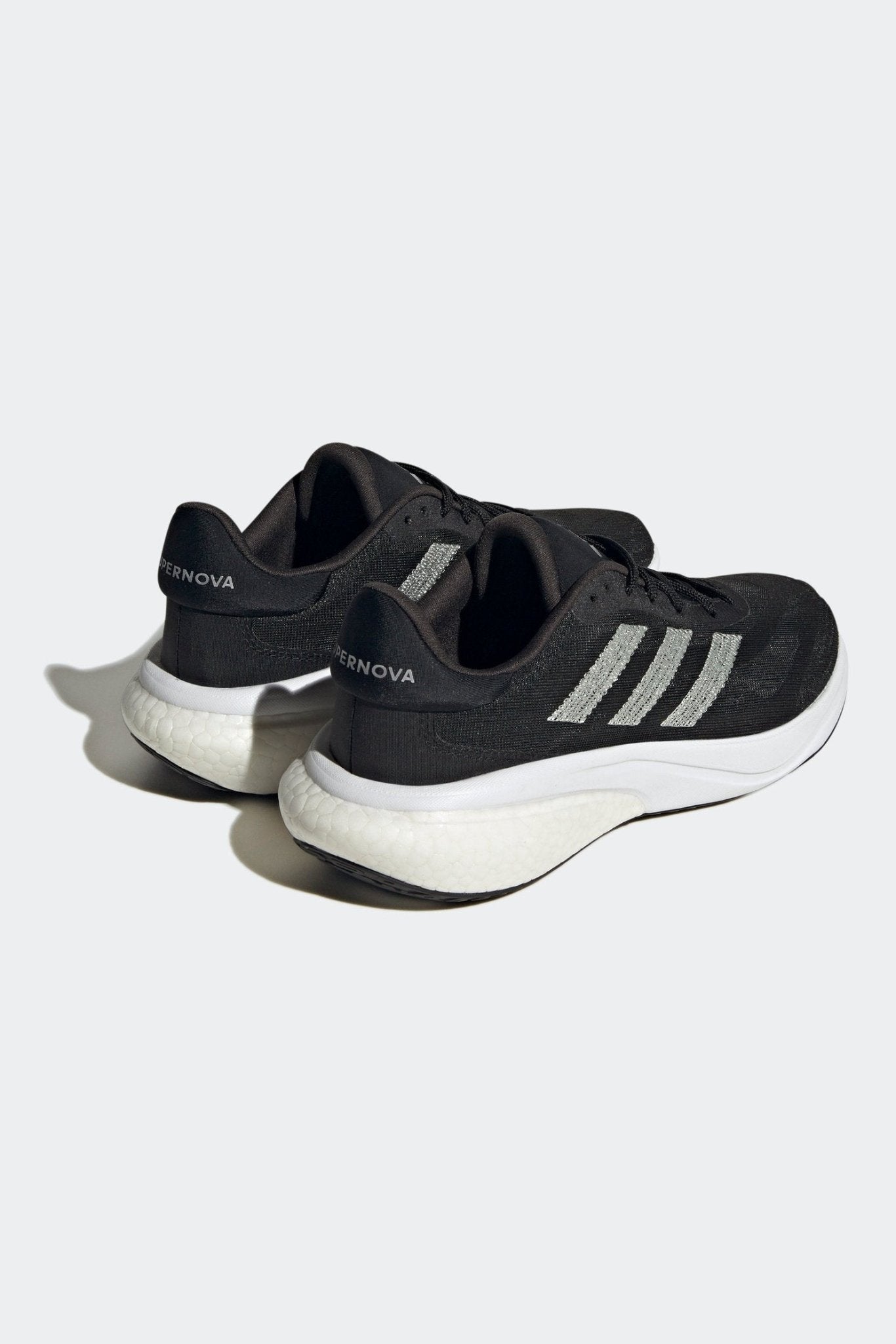 ADIDAS - נעלי ריצה לנשים SUPERNOVA 3 בצבע שחור - MASHBIR//365
