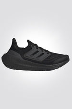 ADIDAS - נעלי ריצה לנשים ULTRABOOST LIGHT בצבע שחור - MASHBIR//365