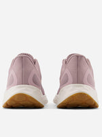 NEW BALANCE - נעלי ריצה לנשים WARISEP4 בצבע ורוד - MASHBIR//365