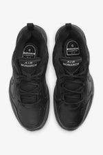 NIKE - נעלי ספורט לגבר Air Monarch IV בצבע שחור - MASHBIR//365