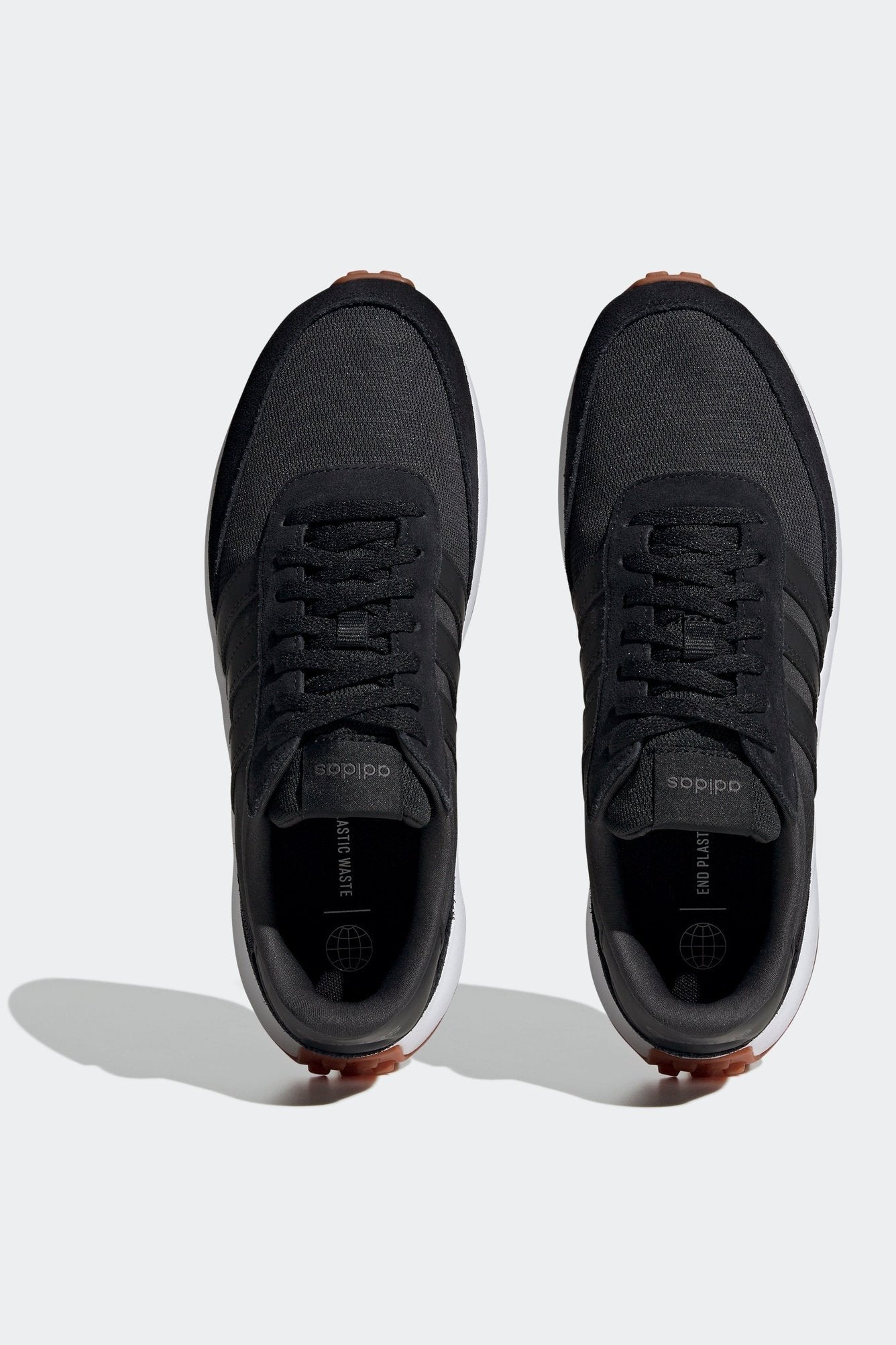 ADIDAS - נעלי ספורט לגבר CARBON בצבע שחור - MASHBIR//365