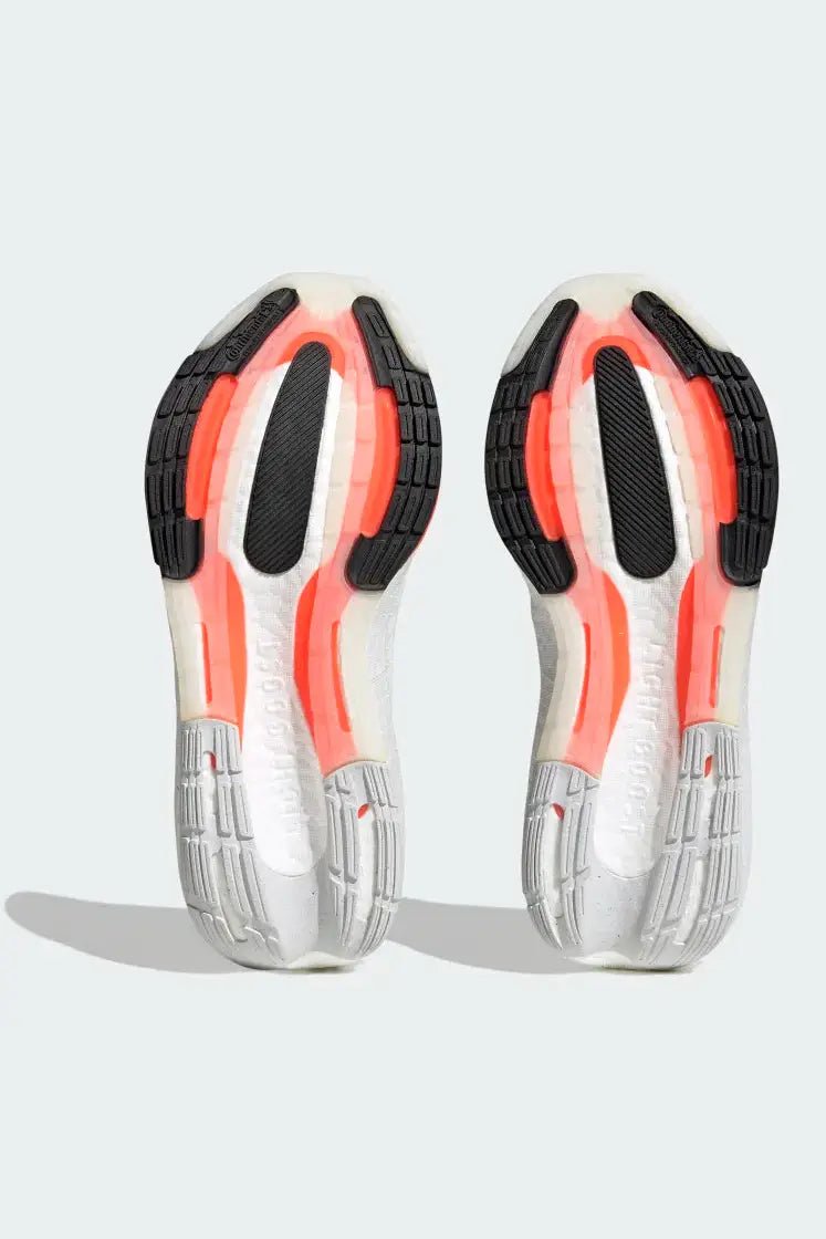 ADIDAS - נעלי ספורט לגבר ULTRABOOST LIGHT בצבע לבן - MASHBIR//365