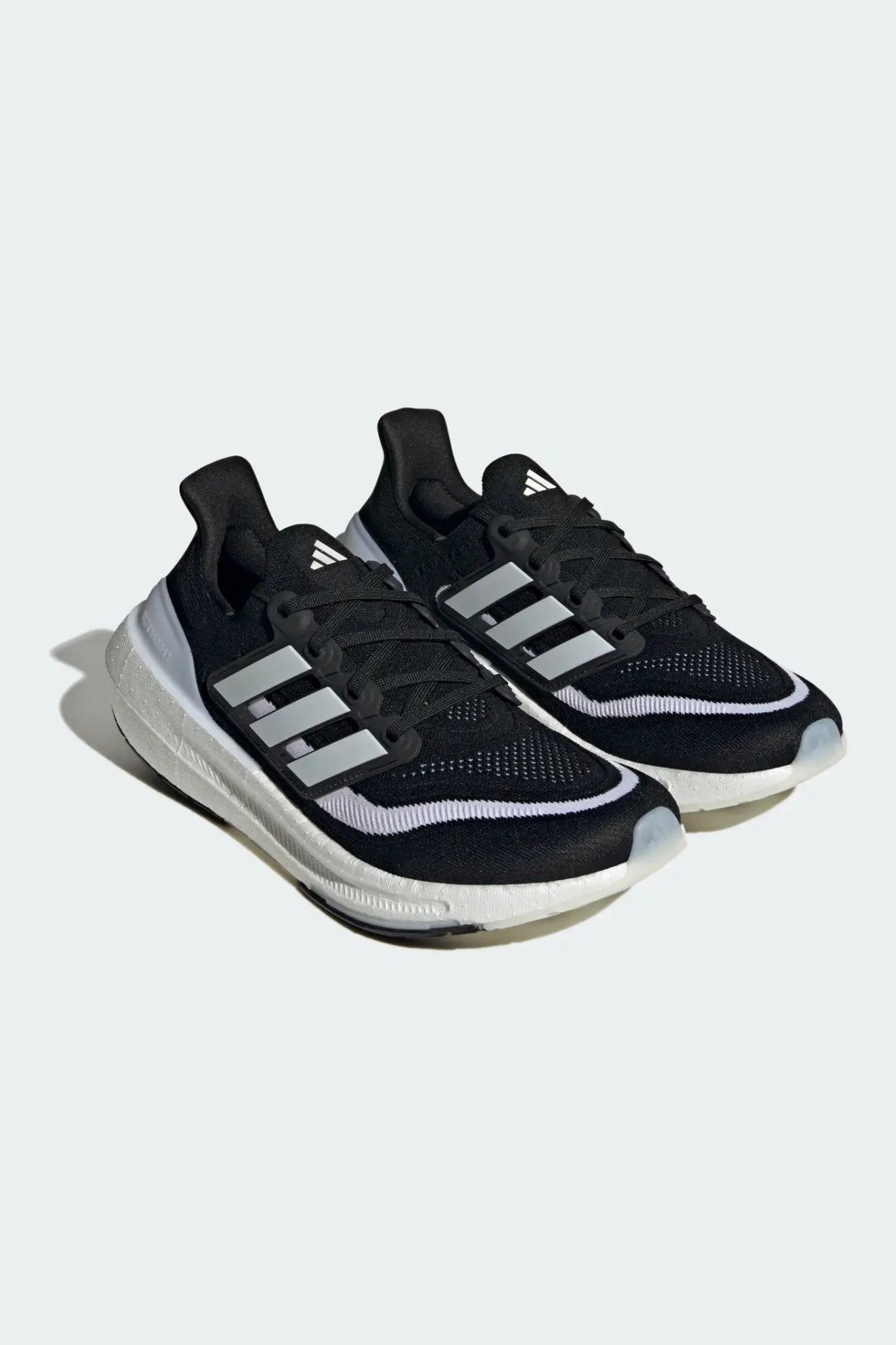 ADIDAS - נעלי ספורט לגבר ULTRABOOST LIGHT בצבע שחור - MASHBIR//365
