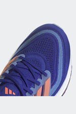 ADIDAS - נעלי ספורט לגבר ULTRABOOST LIGHT בצבע כחול - MASHBIR//365