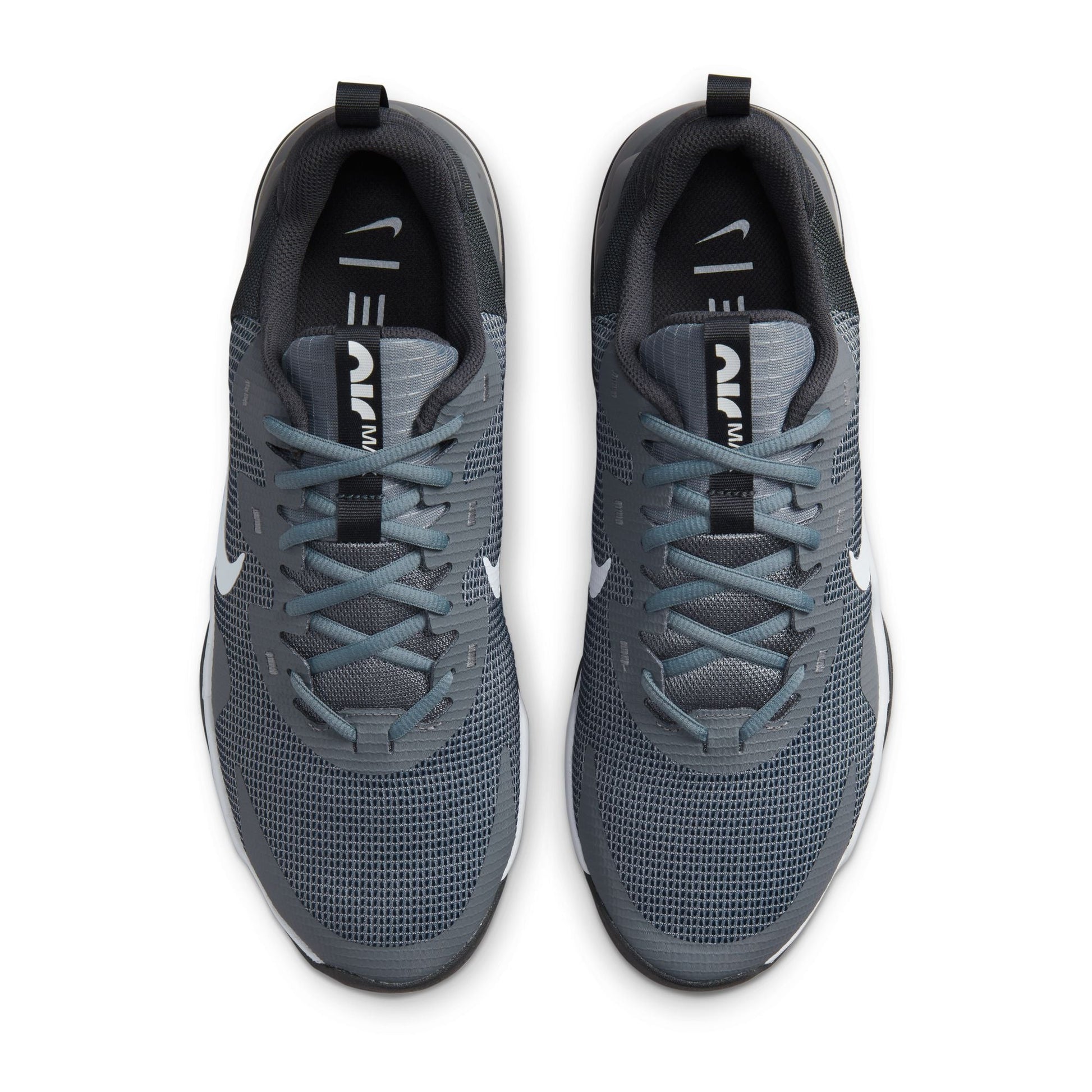 NIKE - נעלי ספורט לגברים AIR MAX ALPHA TRAINER 5 בצבע אפור ולבן - MASHBIR//365