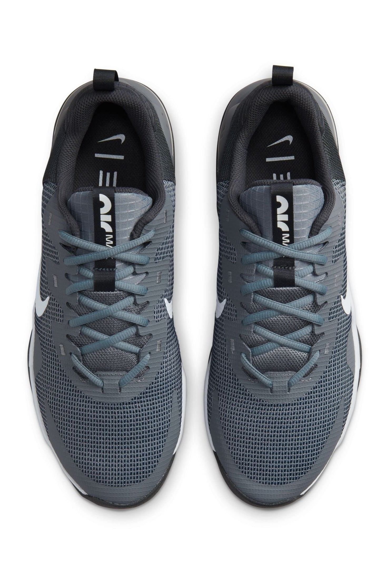 NIKE - נעלי ספורט לגברים AIR MAX ALPHA TRAINER 5 בצבע אפור ולבן - MASHBIR//365