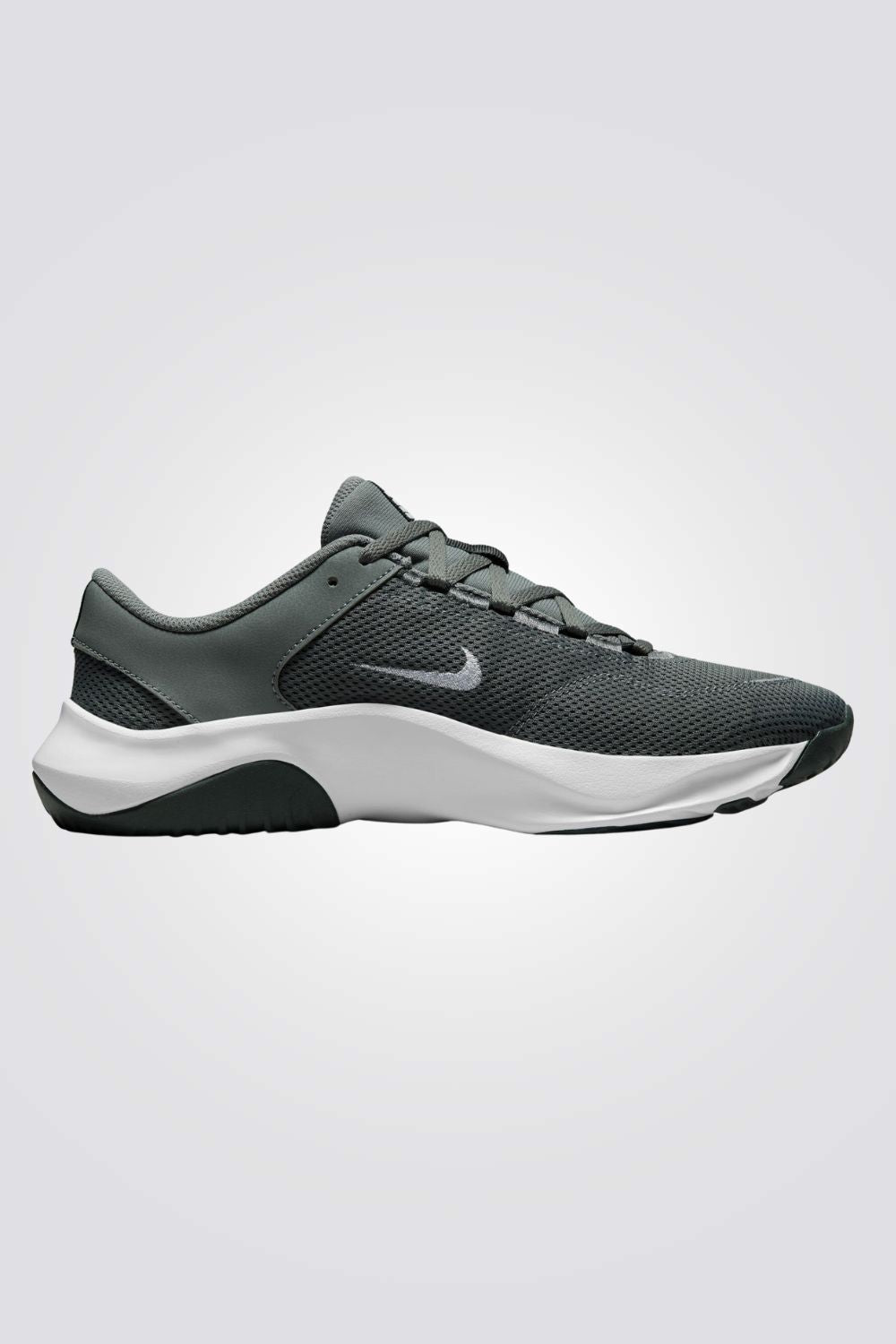 NIKE - נעלי ספורט לגברים Legend Essential 3 Next בצבע אפור - MASHBIR//365
