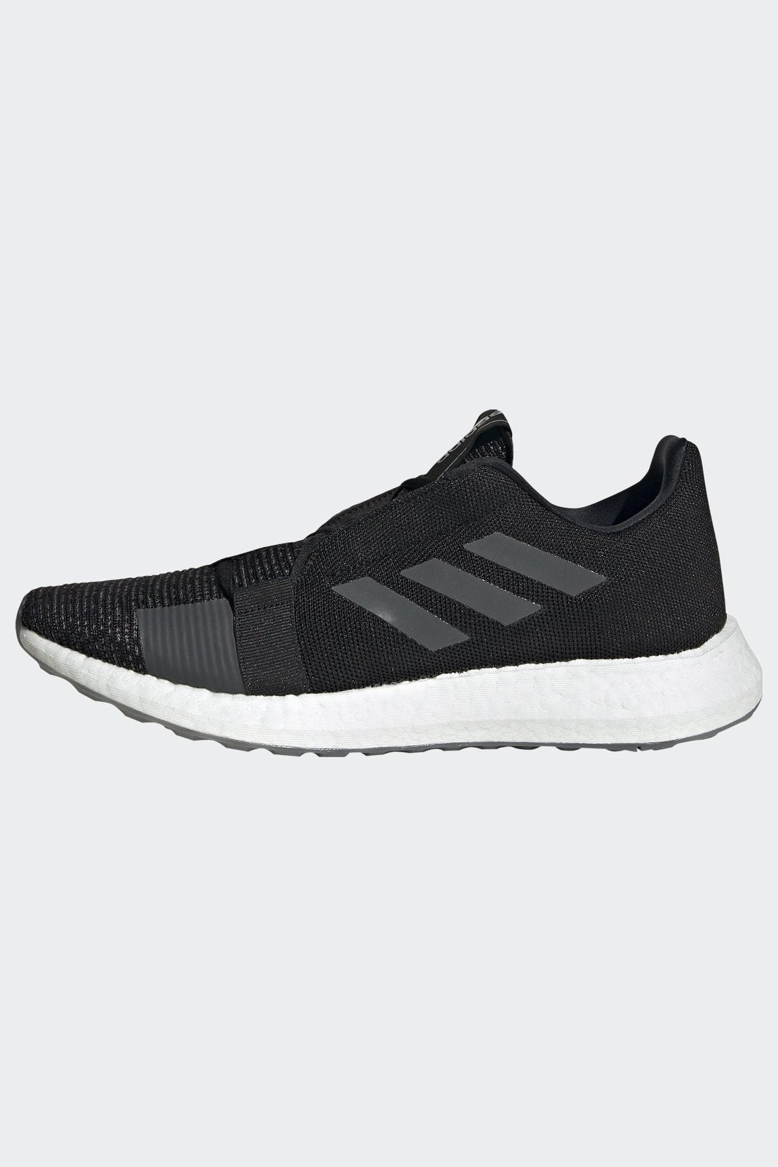 ADIDAS - נעלי ספורט לגברים SENSEBOOST GO בצבע שחור ואפור - MASHBIR//365