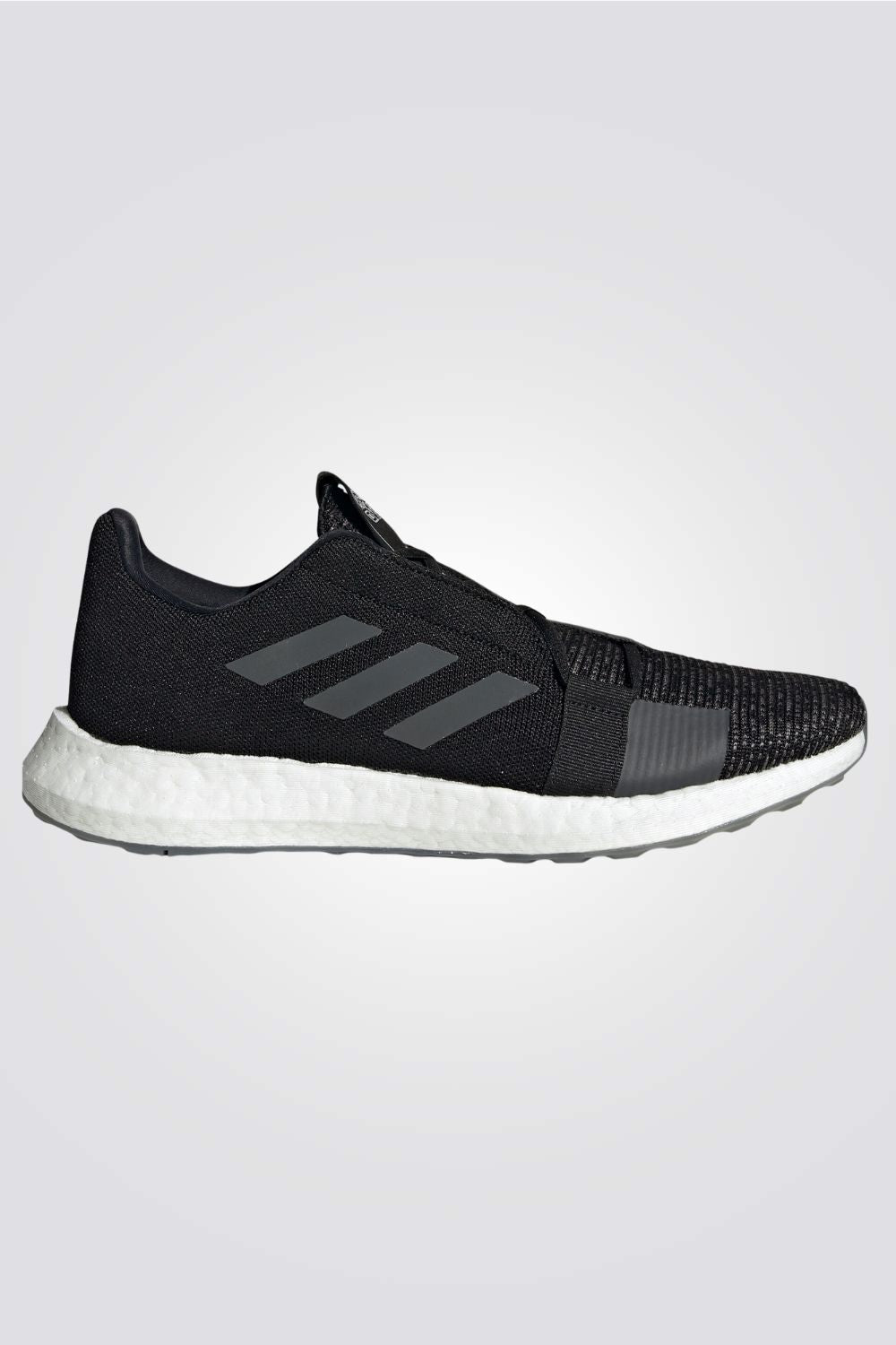 ADIDAS - נעלי ספורט לגברים SENSEBOOST GO בצבע שחור ואפור - MASHBIR//365