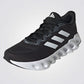 ADIDAS - נעלי ספורט לגברים SWITCH RUN בצבע שחור ולבן - MASHBIR//365 - 3