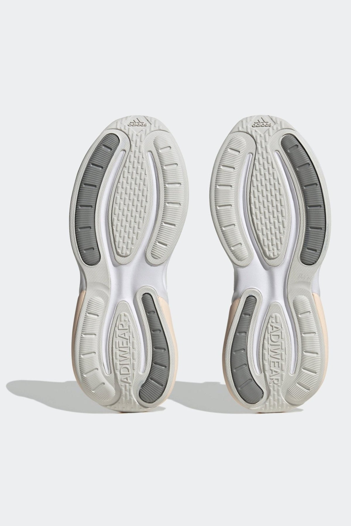 ADIDAS - נעלי ספורט לנשים AlphaBounce + בצבע לבן - MASHBIR//365