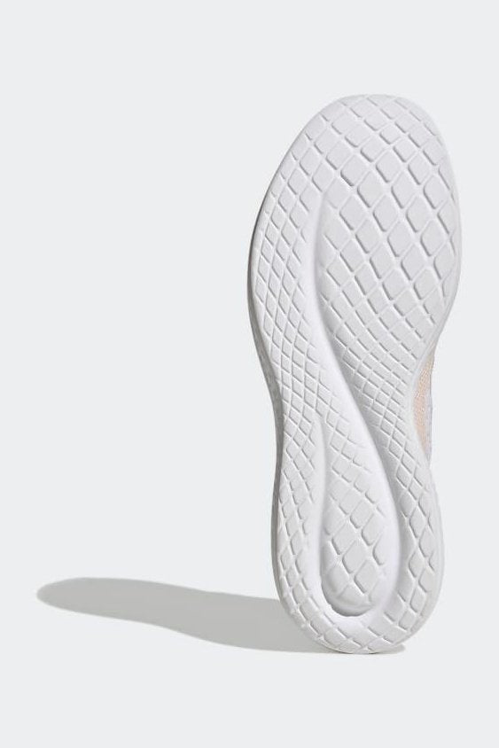 ADIDAS - נעלי ספורט לנשים FLUIDFLOW 2.0 בצבע לבן - MASHBIR//365